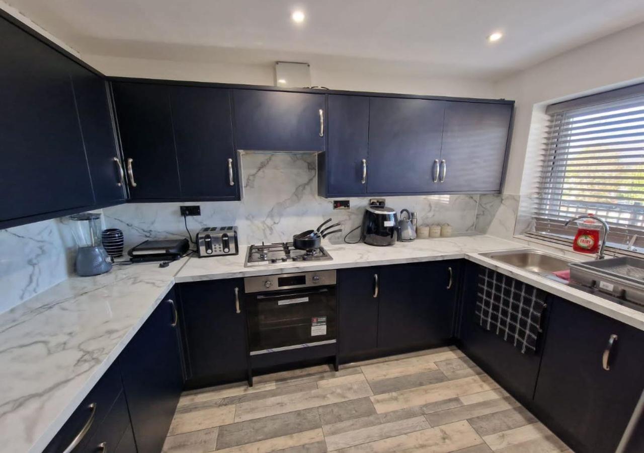 Private Room In London Enfield With Parking المظهر الخارجي الصورة